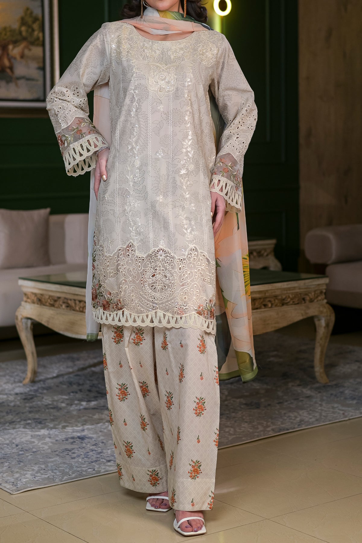 Women's Luxury Digital Printed Lawn Suit – 3 Piece Unstitched Pakistani Dress | DPC 428