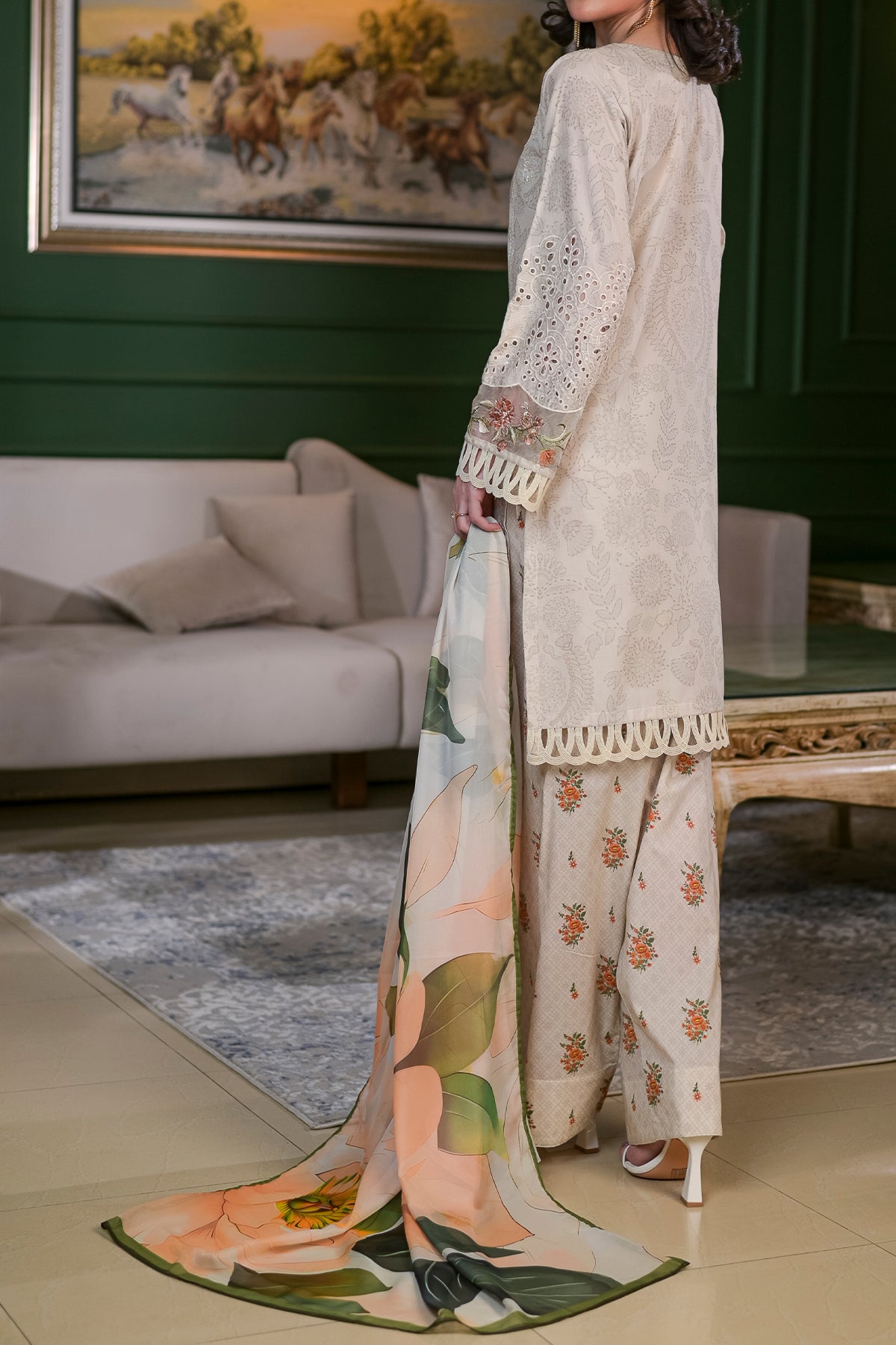 Women's Luxury Digital Printed Lawn Suit – 3 Piece Unstitched Pakistani Dress | DPC 428