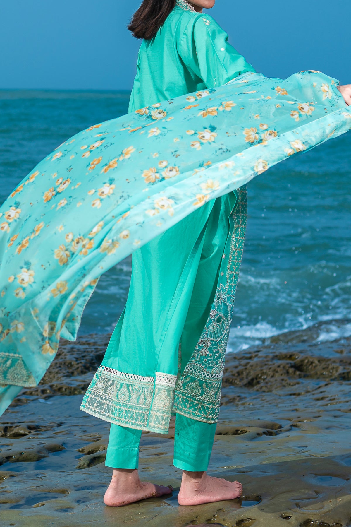 Floral Digital Print Lawn Suit – Women's 3 Piece Unstitched Pakistani Dress | DPC 437 A