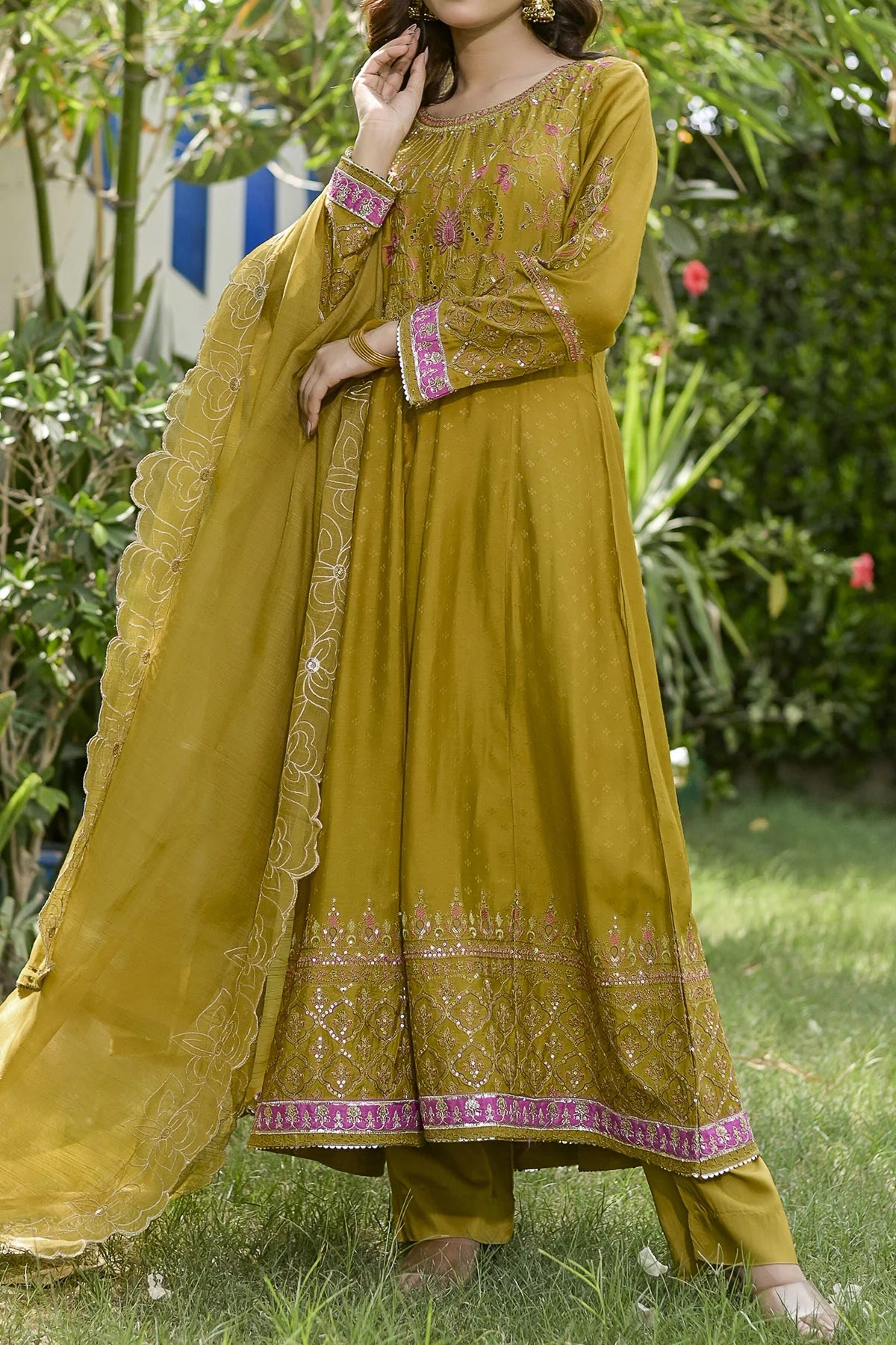 Mustard Embroidered Viscose 3-Piece Suit | Pakistani Salwar Kameez with Dupatta | Adult VS 572