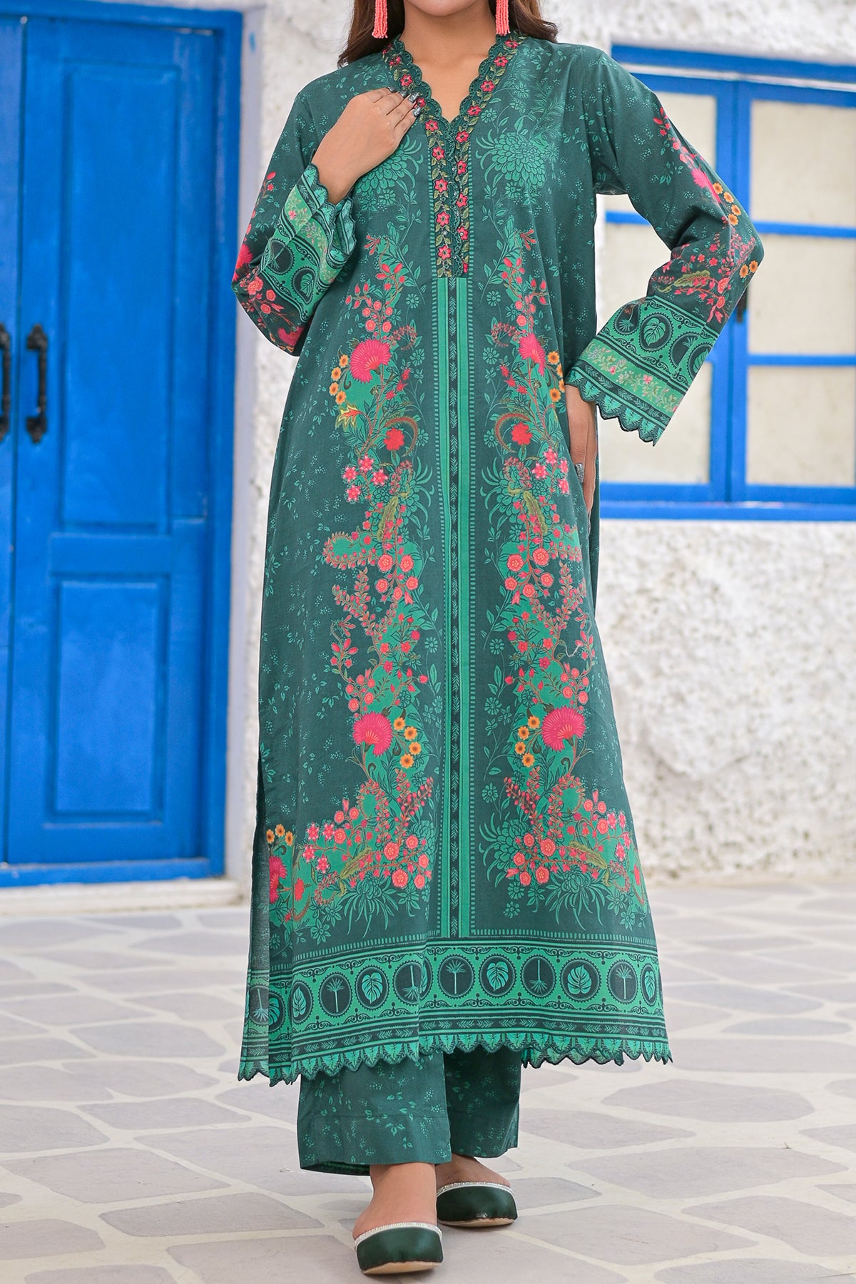 Ocean deep green digital print lawn 2-piece suit with embroidered neckline DPC-448